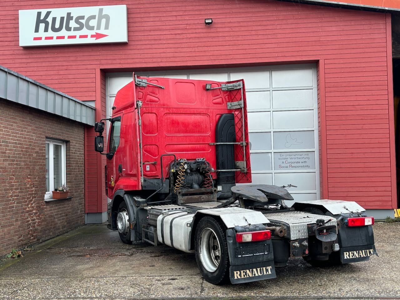 Fahrzeugabbildung Renault Premium 450 verstellbare Sattelplatte, AHK