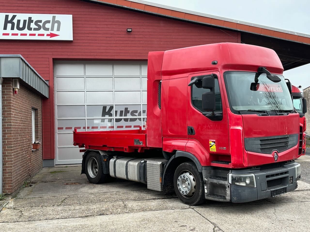 Fahrzeugabbildung Renault Premium 450 verstellbare Sattelplatte, AHK
