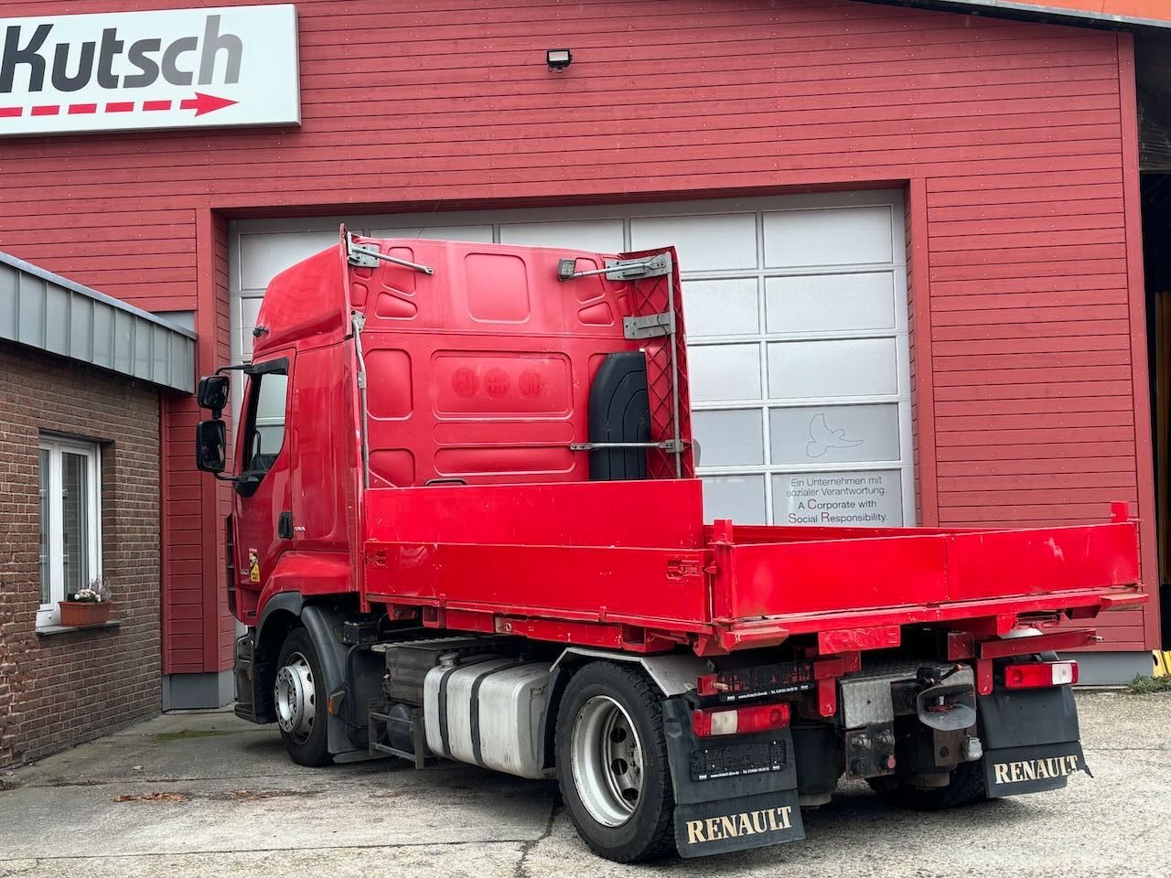 Fahrzeugabbildung Renault Premium 450 verstellbare Sattelplatte, AHK
