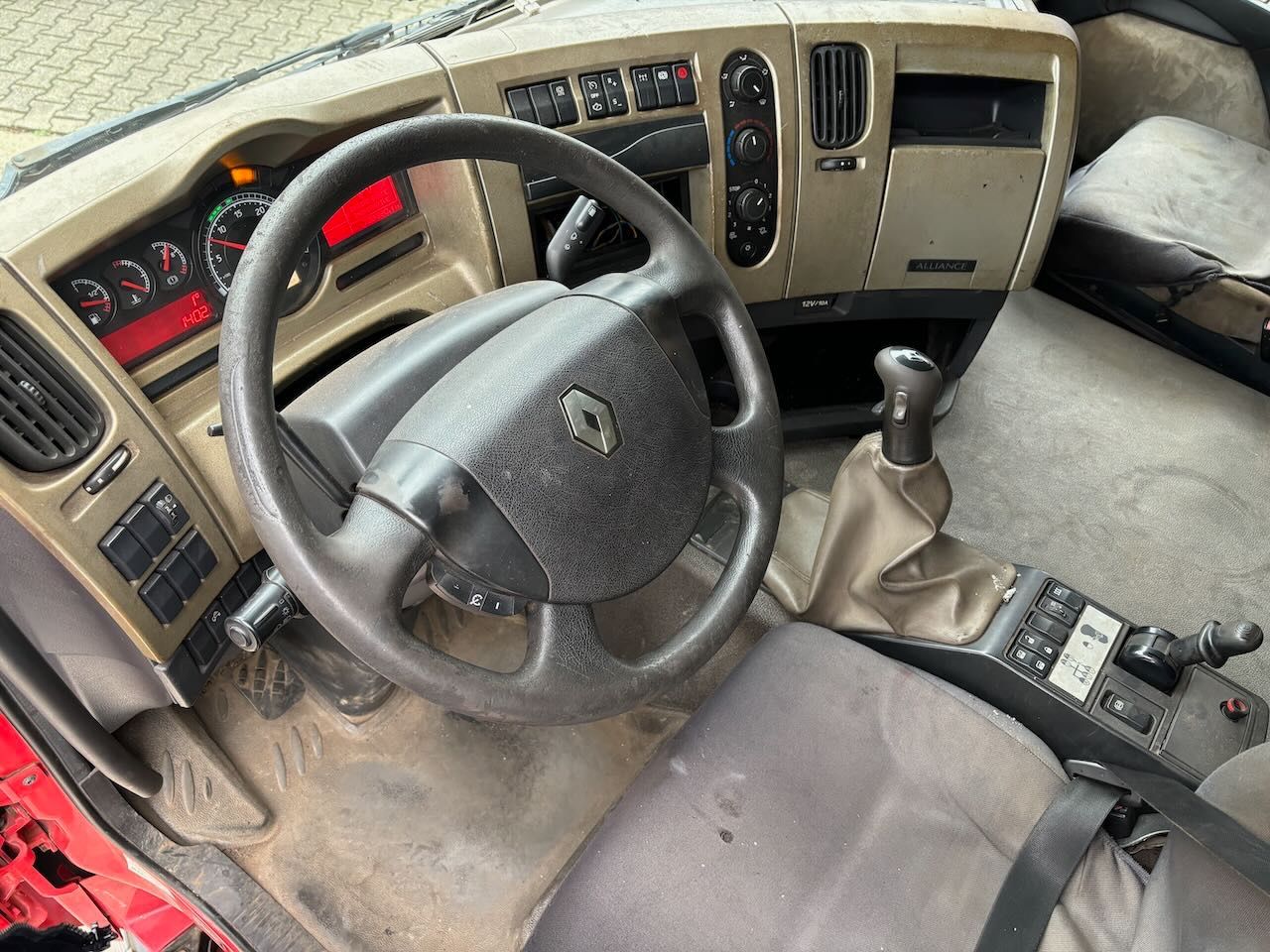 Fahrzeugabbildung Renault Premium 450 verstellbare Sattelplatte, AHK
