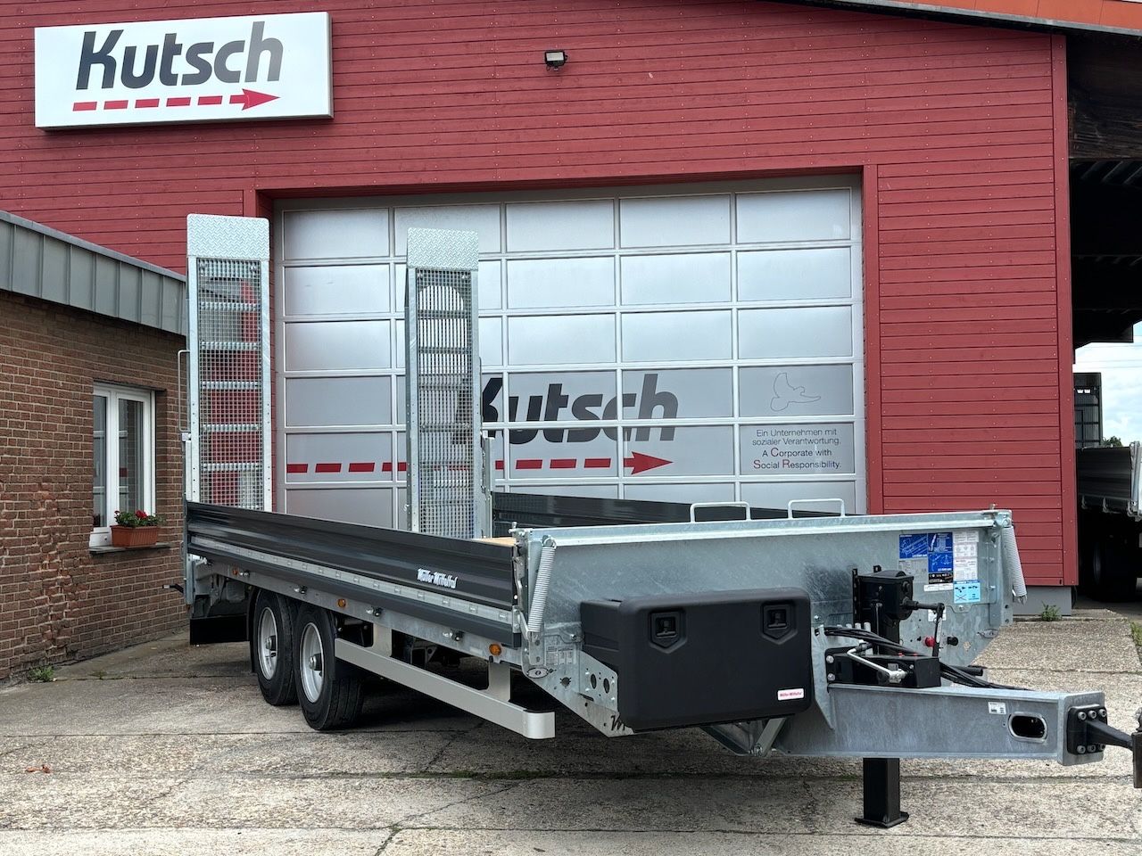 Fahrzeugabbildung Müller-Mitteltal ETÜ-TA-R 11,9 Tieflader, LED, Rundumleuchte