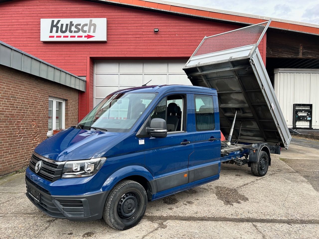 Fahrzeugabbildung Volkswagen Crafter 3 Seiten Kipper  35 DOKA Allrad