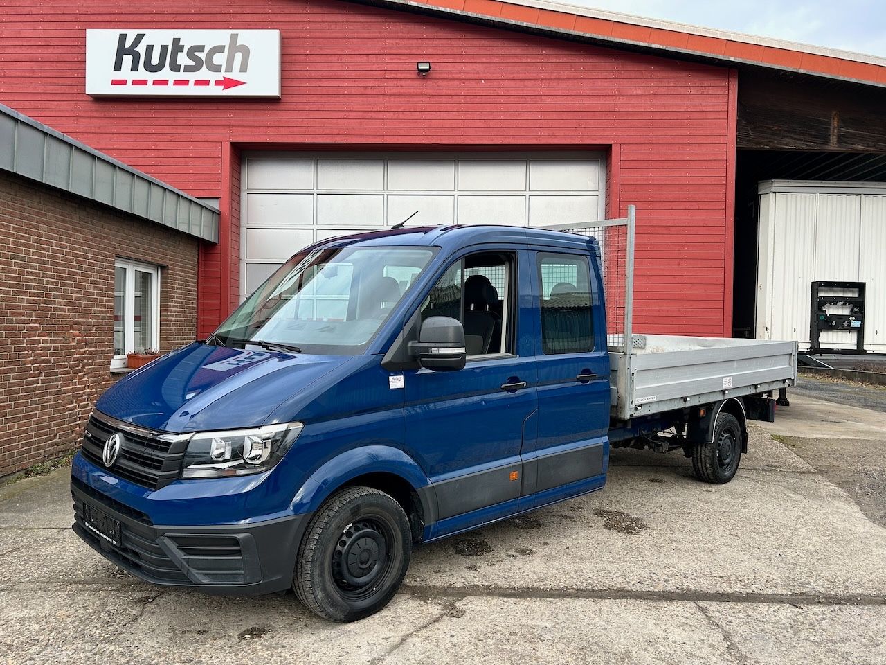 Fahrzeugabbildung Volkswagen Crafter 3 Seiten Kipper  35 DOKA Allrad