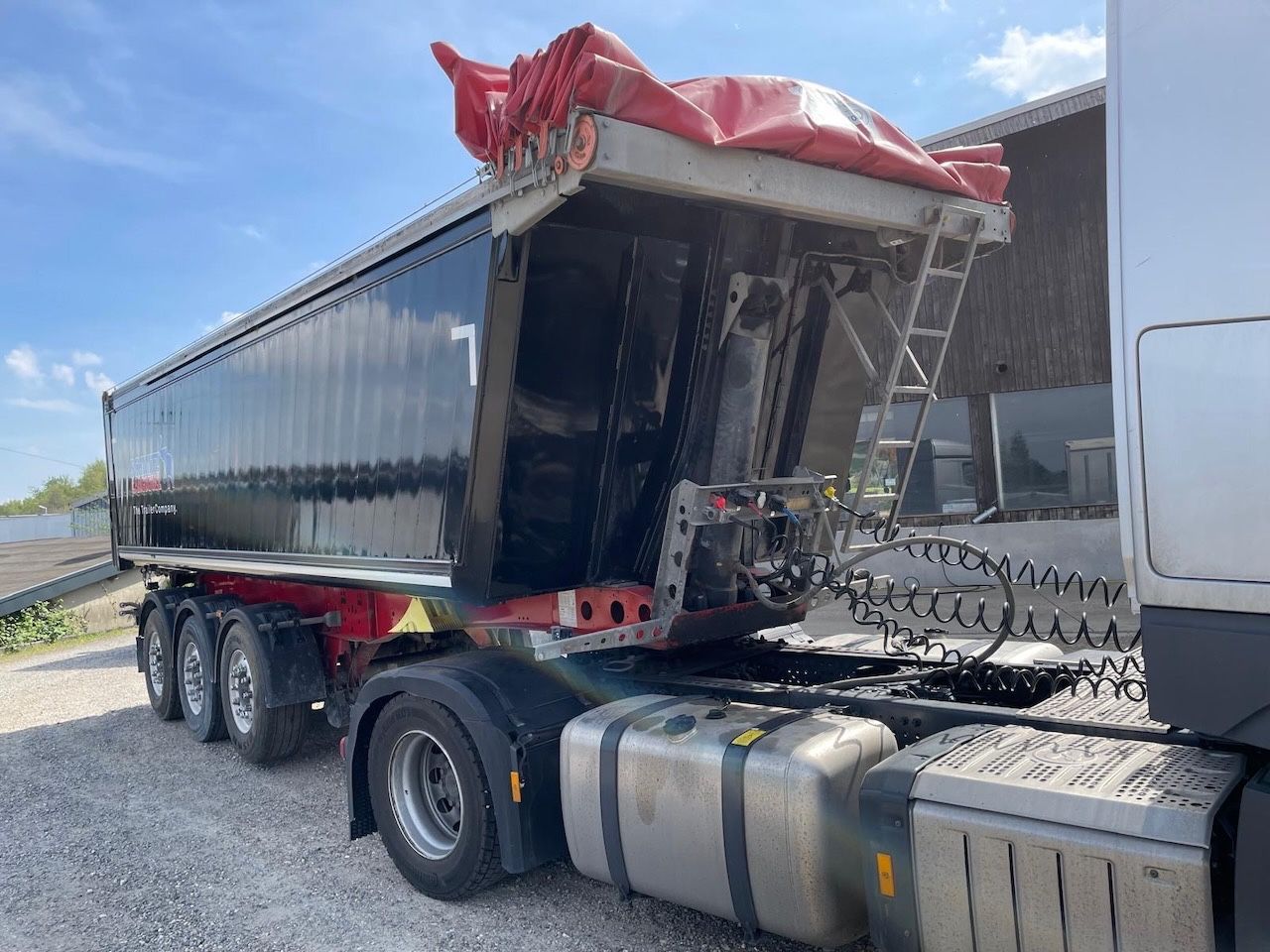 Fahrzeugabbildung Schmitz Cargobull Alumulde, elektr. Cramaro, Kombiklappe  30m³