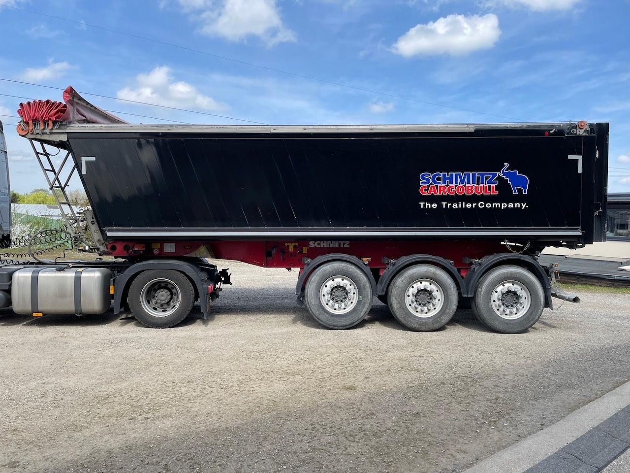 Fahrzeugabbildung Schmitz Cargobull Alumulde, elektr. Cramaro, Kombiklappe  30m³