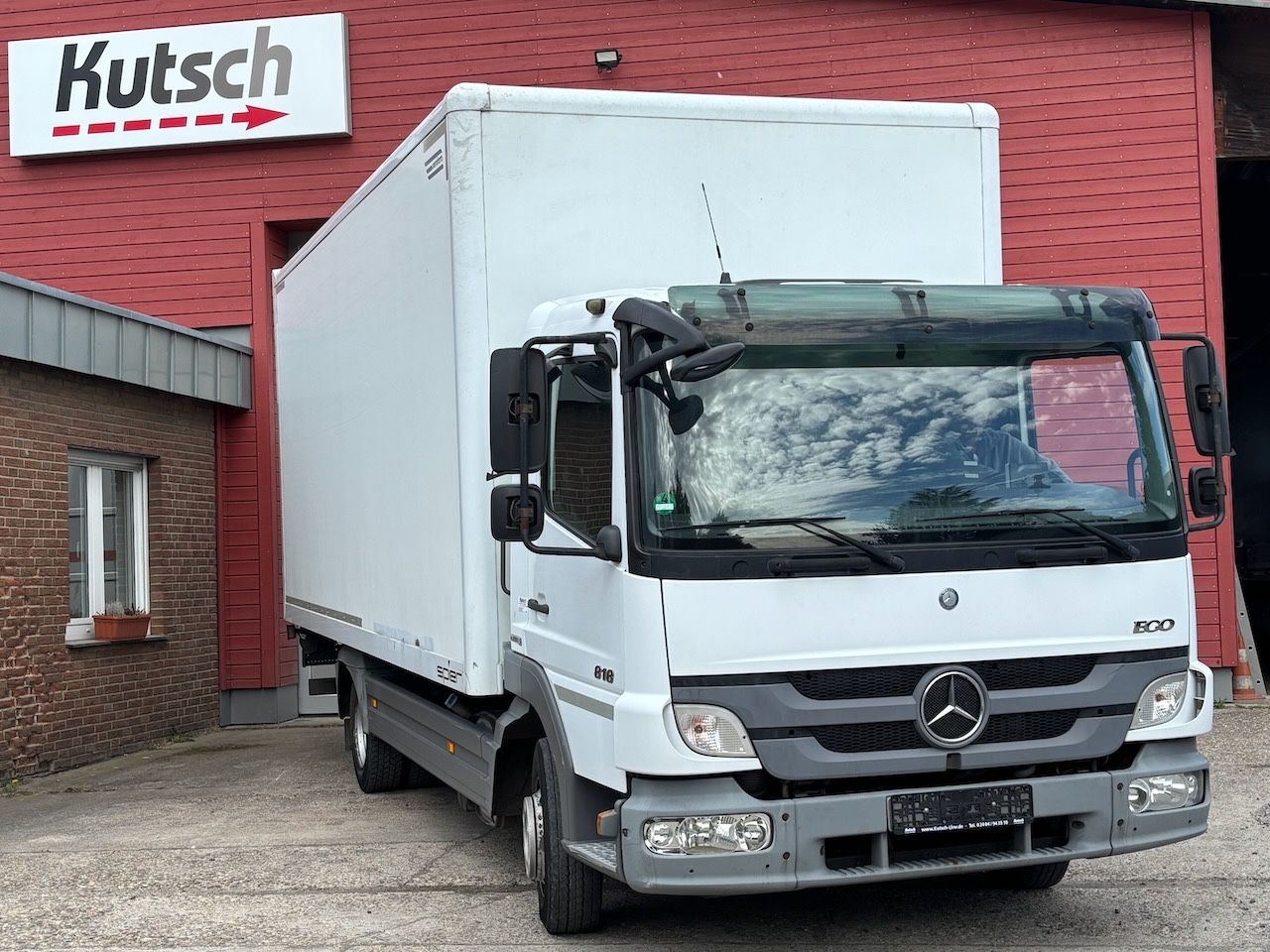 Fahrzeugabbildung Mercedes-Benz 818 L Atego mit Hebebühne, Klima, AHK