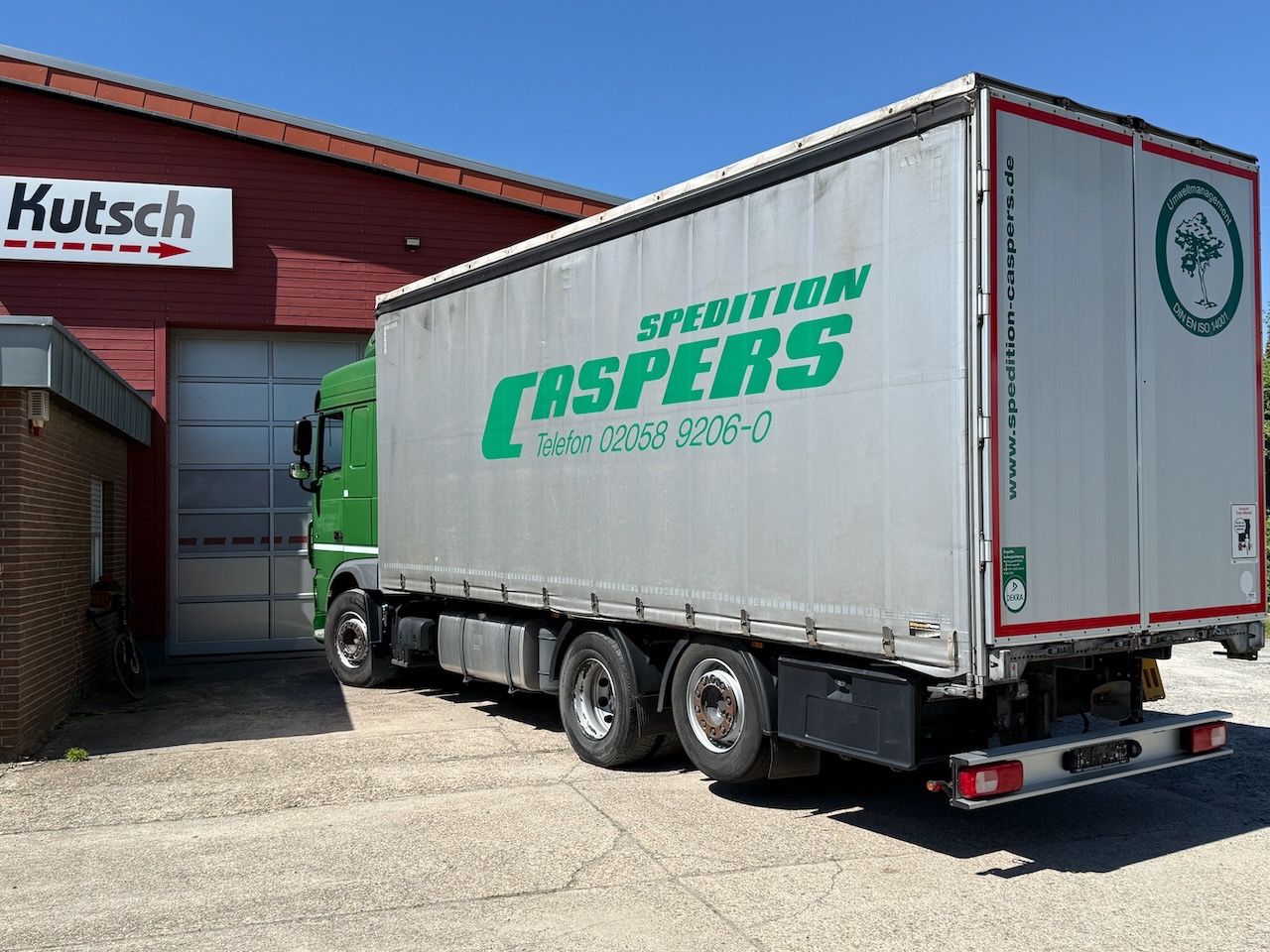 Fahrzeugabbildung DAF XF 480 Plane 6x2