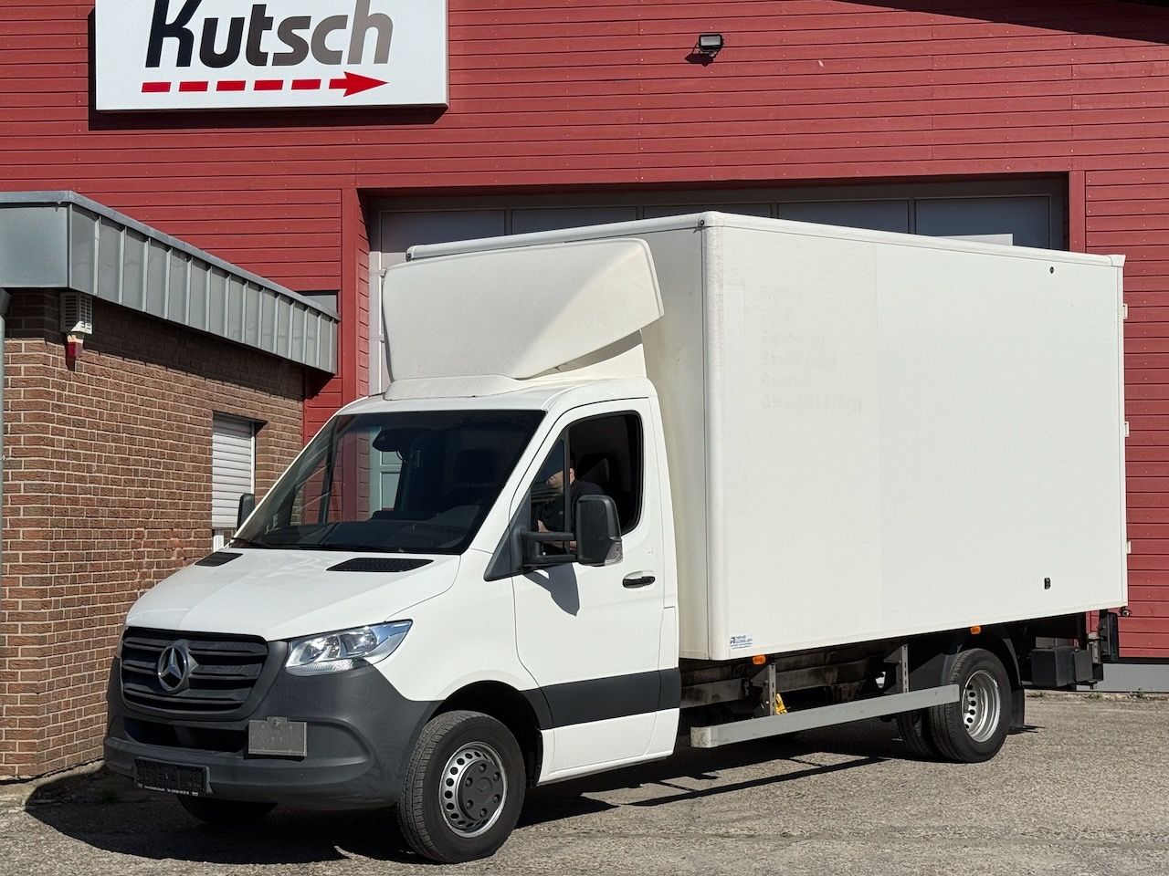 Fahrzeugabbildung Mercedes-Benz Sprinter III Koffer 514 CDI Ladebordwand