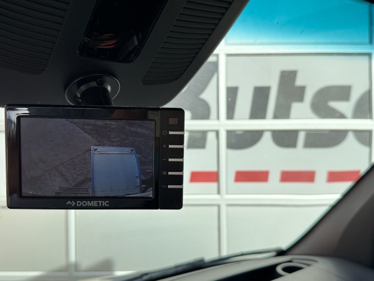 Fahrzeugabbildung Mercedes-Benz Sprinter III Koffer 514 CDI Ladebordwand