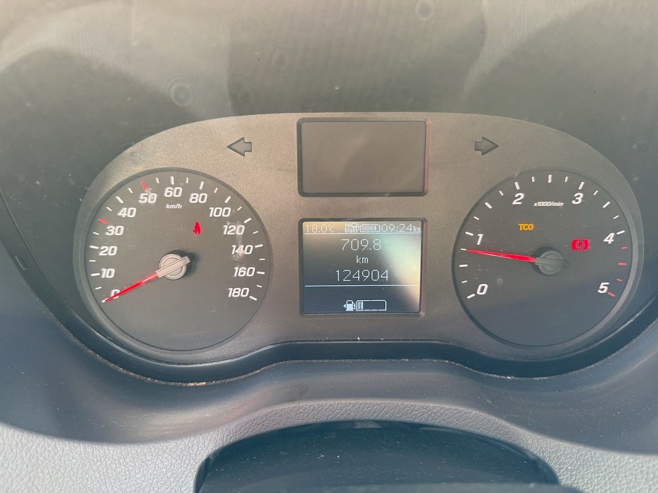 Fahrzeugabbildung Mercedes-Benz Sprinter III Koffer 514 CDI Ladebordwand