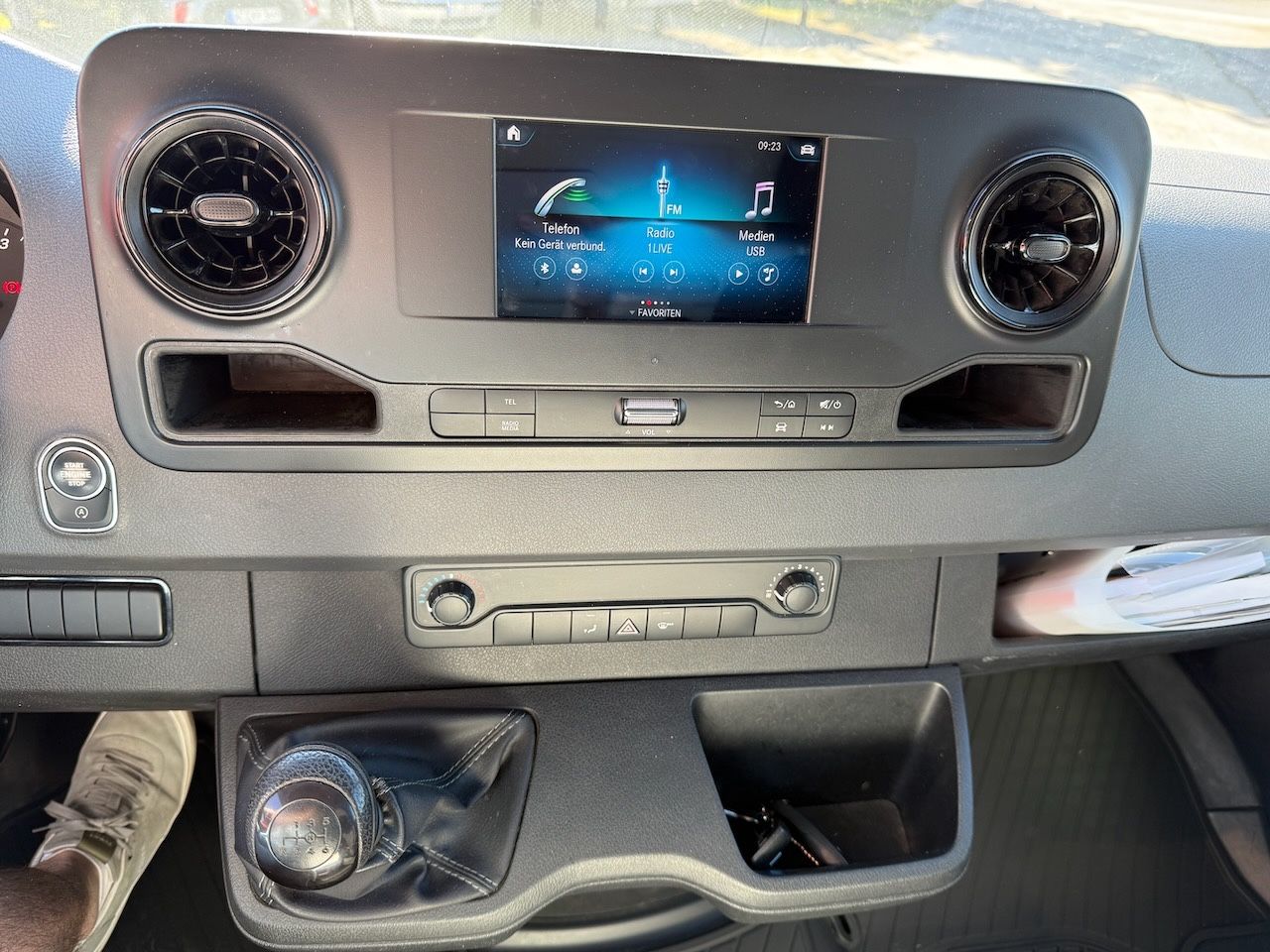 Fahrzeugabbildung Mercedes-Benz Sprinter III Koffer 514 CDI Ladebordwand