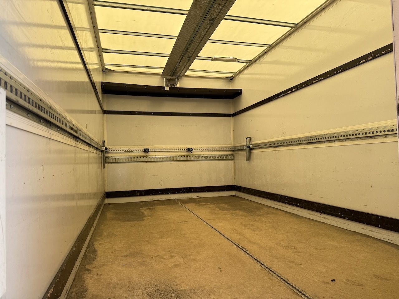 Fahrzeugabbildung Mercedes-Benz Sprinter III Koffer 514 CDI Ladebordwand