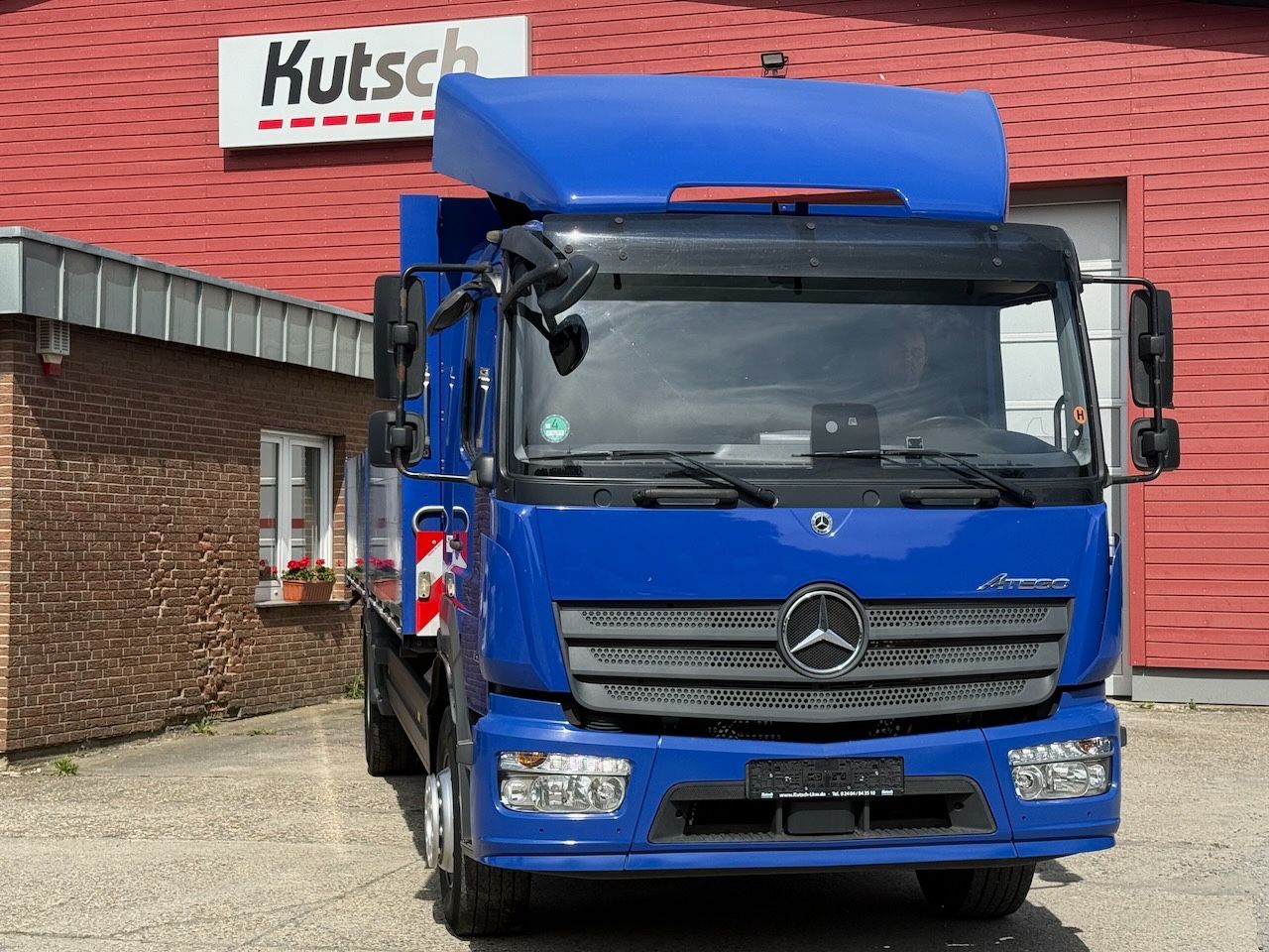 Fahrzeugabbildung Mercedes-Benz MB Atego 1630L / 1530L offene Pritsche