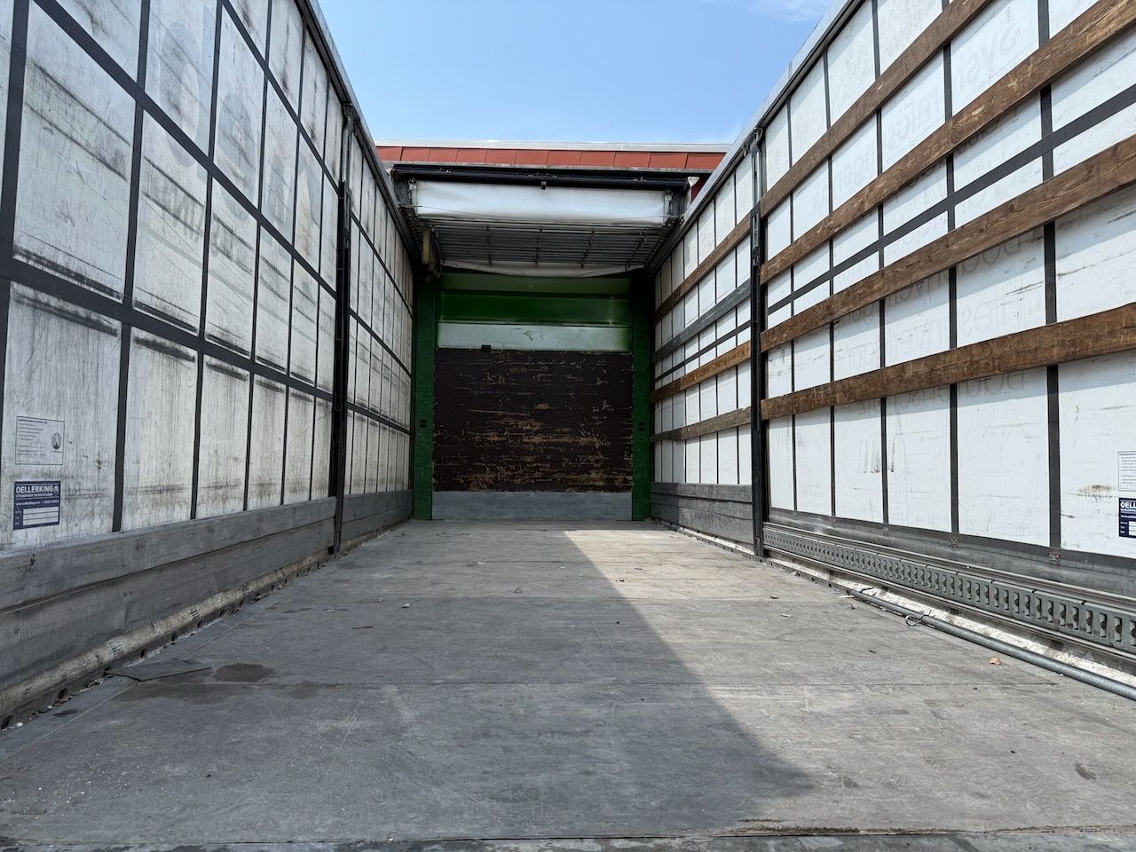 Fahrzeugabbildung DAF XF 460 SpaceCab, Edscha, Lenkachse, Intarder