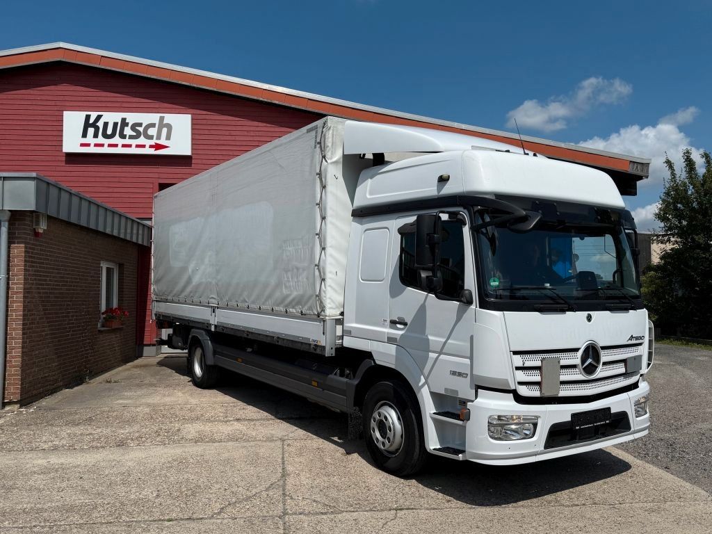 Fahrzeugabbildung Mercedes-Benz Atego 1530L gr. Fhs. Pritsche / Plane + LBW