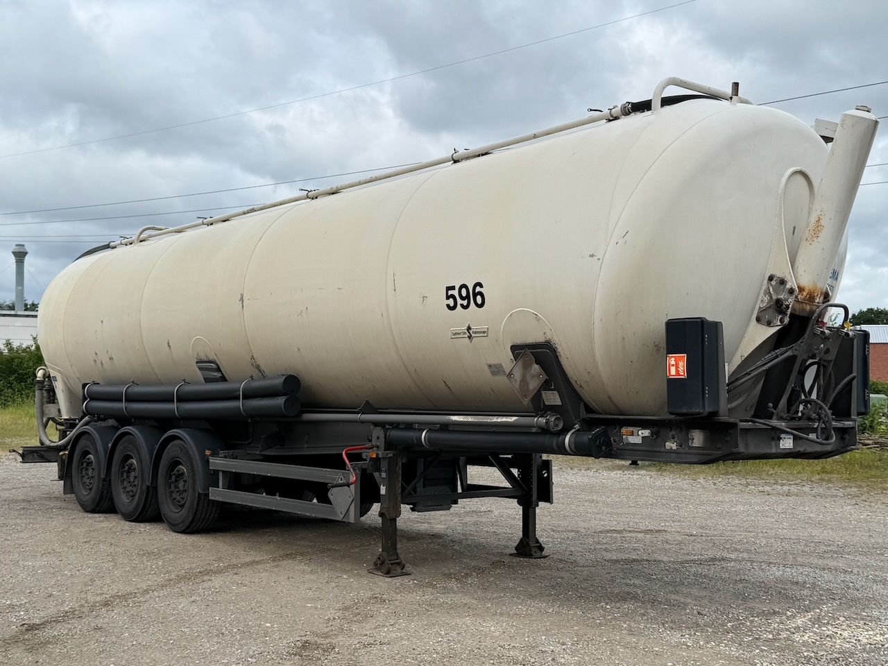 Fahrzeugabbildung Spitzer SK 2760 CAL Kippsilo