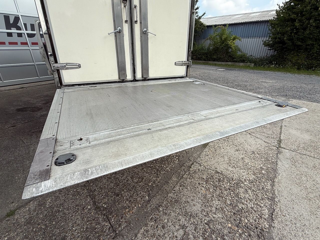 Fahrzeugabbildung Iveco 70C17 Tiefkühlwagen/Lbw.