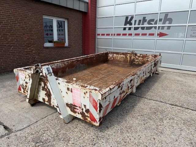Fahrzeugabbildung Mercedes-Benz Vario 818 D Abrollkipper mit Container