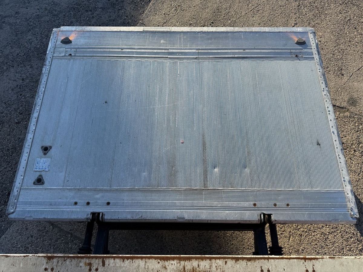 Fahrzeugabbildung Mercedes-Benz MB 1530L Atego Plane/Lbw., Hochdach,