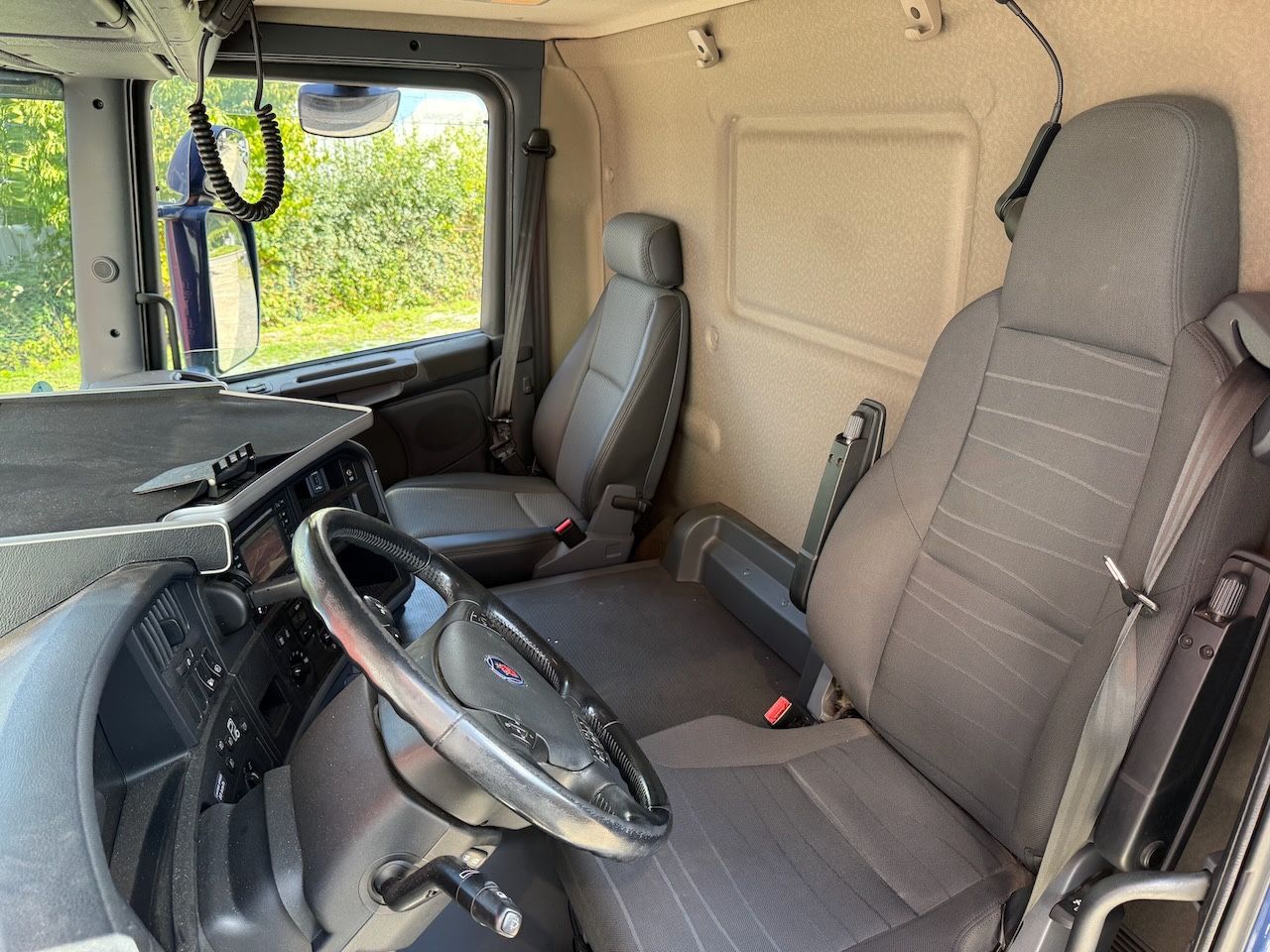 Fahrzeugabbildung Scania G410 /4x2/ Jumbozug mit Anh.