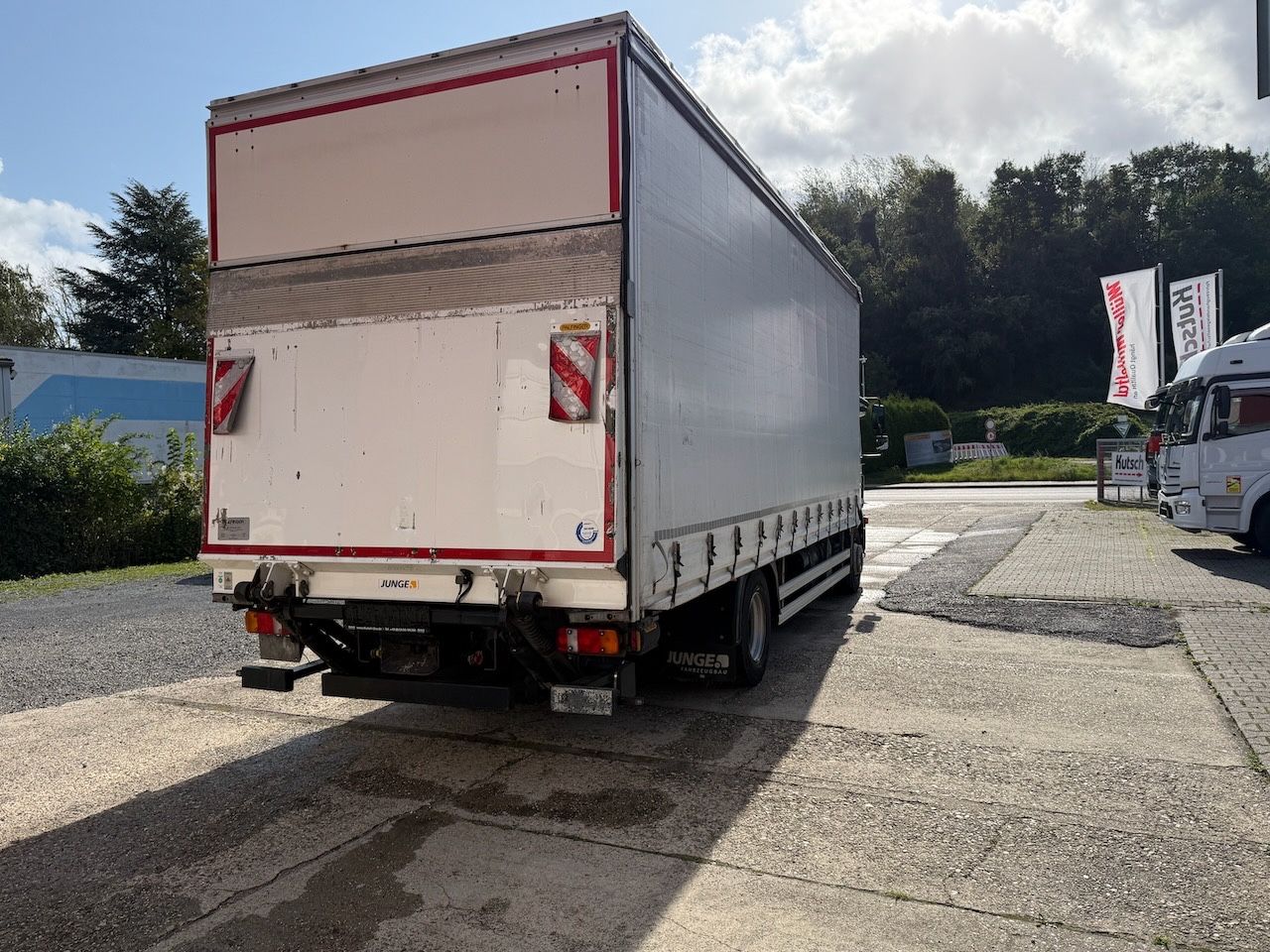 Fahrzeugabbildung MAN TGM 15.250 BL Pritsche/Lbw, Edscha,