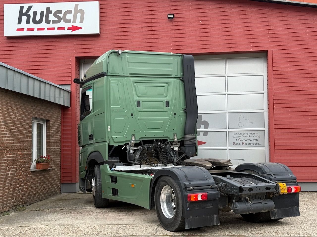 Fahrzeugabbildung Mercedes-Benz 1851 LLS Actros 5 mit Kipphydraulik