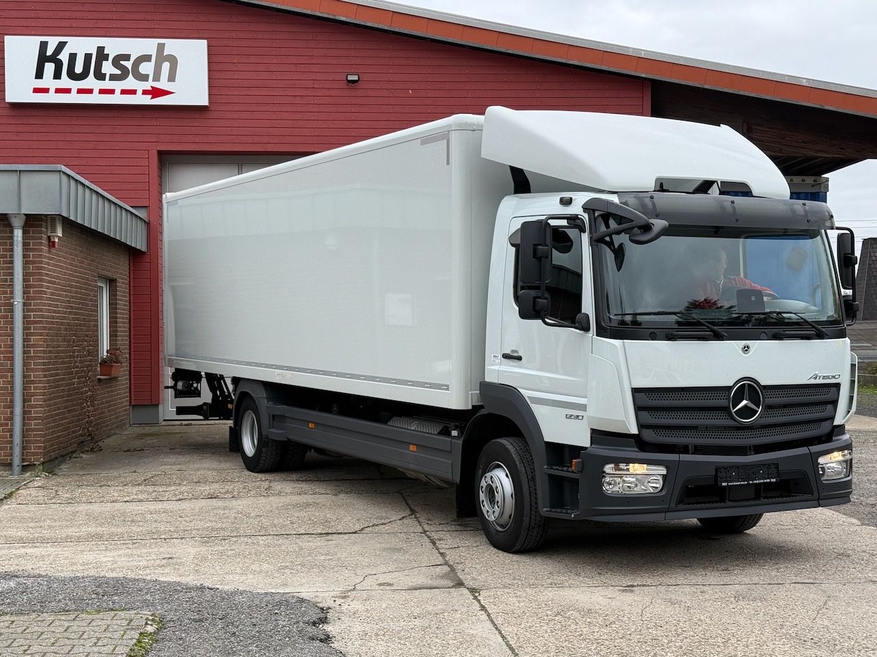 Mercedes-Benz MB 1230L Atego Koffer/Lbw