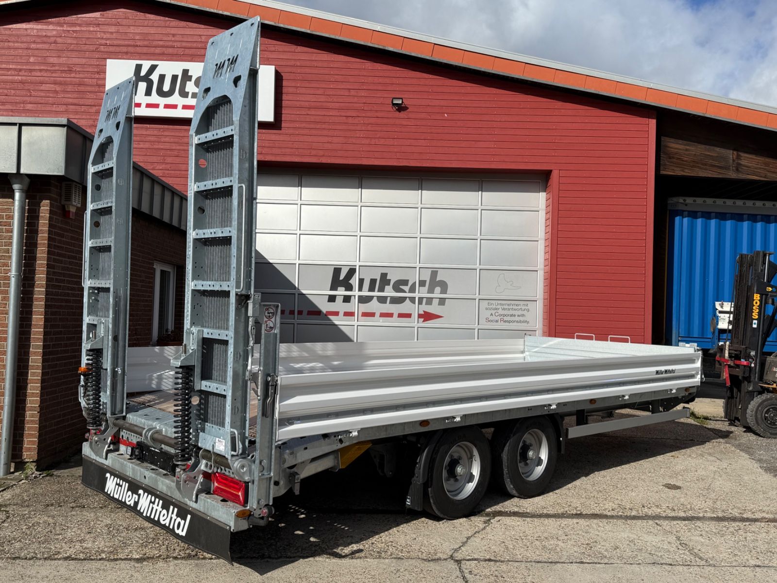 Fahrzeugabbildung Müller-Mitteltal ETÜ-TA-R 11,9 Tieflader,  LED, Rundum