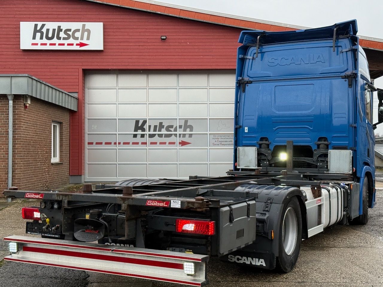 Fahrzeugabbildung Scania R450 /4x2/ BDF 6,10m Rahmen