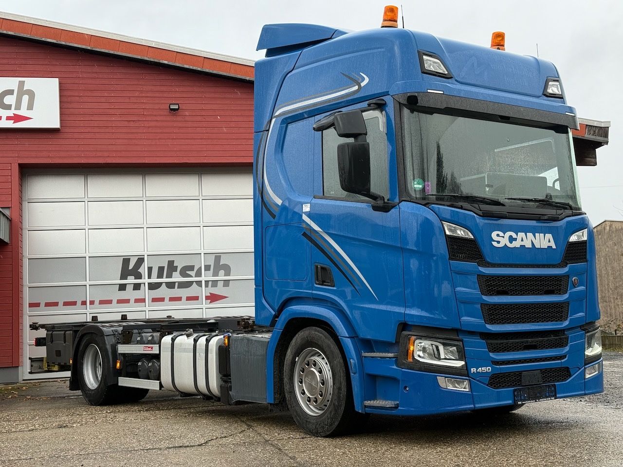Fahrzeugabbildung Scania R450 /4x2/ BDF 6,10m Rahmen