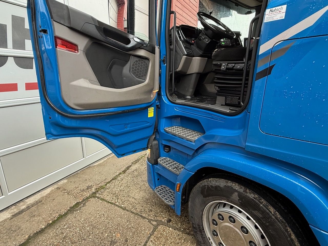 Fahrzeugabbildung Scania R450 /4x2/ BDF 6,10m Rahmen