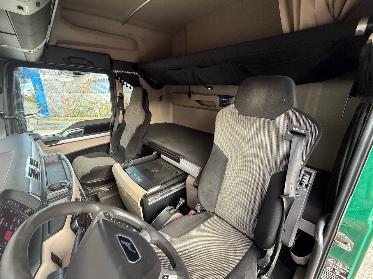 Fahrzeugabbildung MAN TGX 470 Hubsattelplatte, Intarder