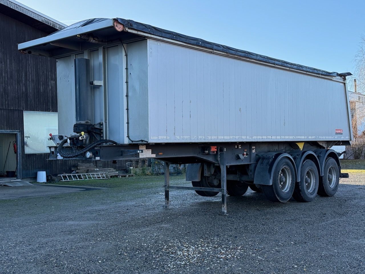 Fahrzeugabbildung Langendorf 32m Alu - Mulde, Camaro elektr.