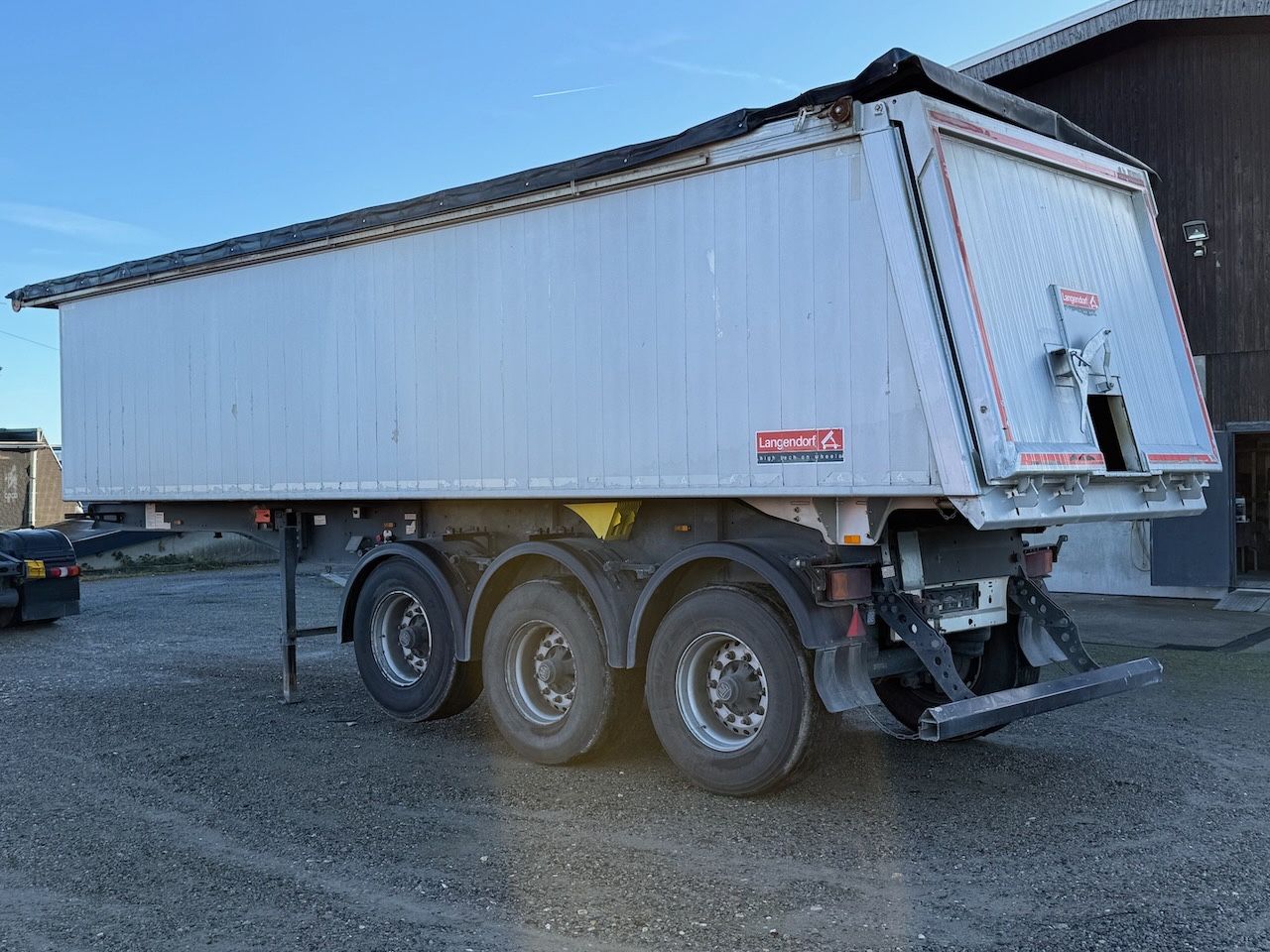 Fahrzeugabbildung Langendorf 32m Alu - Mulde, Camaro elektr.