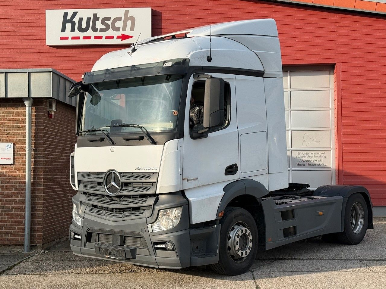 Mercedes-Benz Actros 1845 LS Sattelzugmaschine