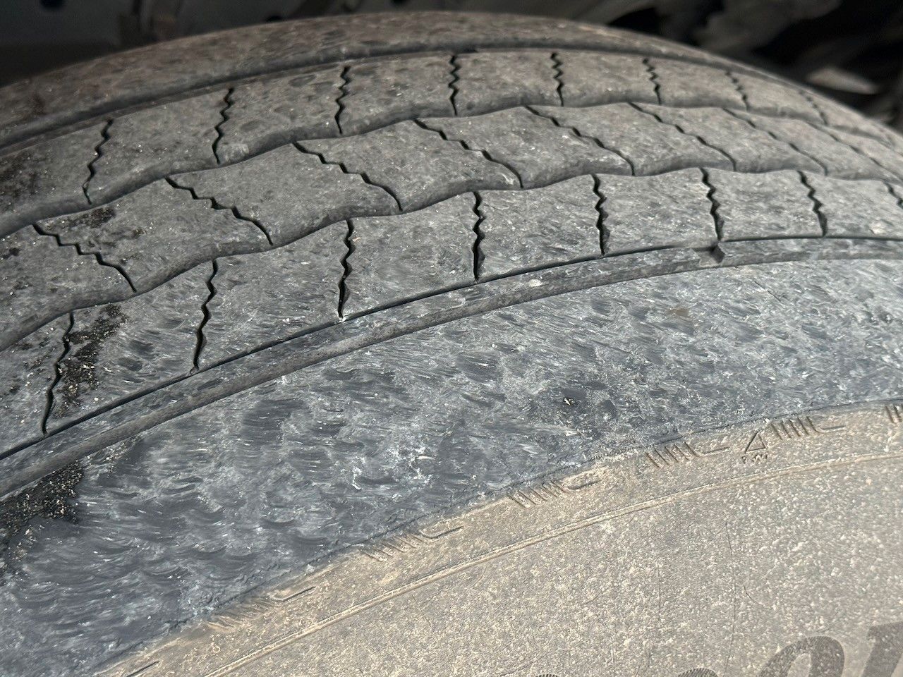 Fahrzeugabbildung Mercedes-Benz Actros 1845 LS Sattelzugmaschine