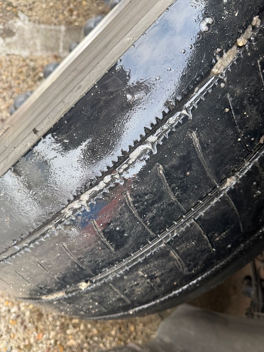 Fahrzeugabbildung Scania R450 Lowliner mit Hubsattelkupplung