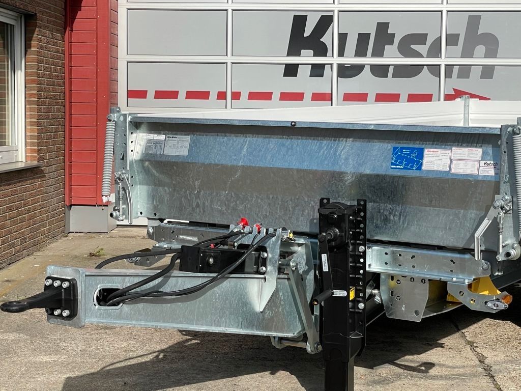 Fahrzeugabbildung Müller-Mitteltal 11,9 Breitreifen, ideal f. Landwirtschaft, Rampe