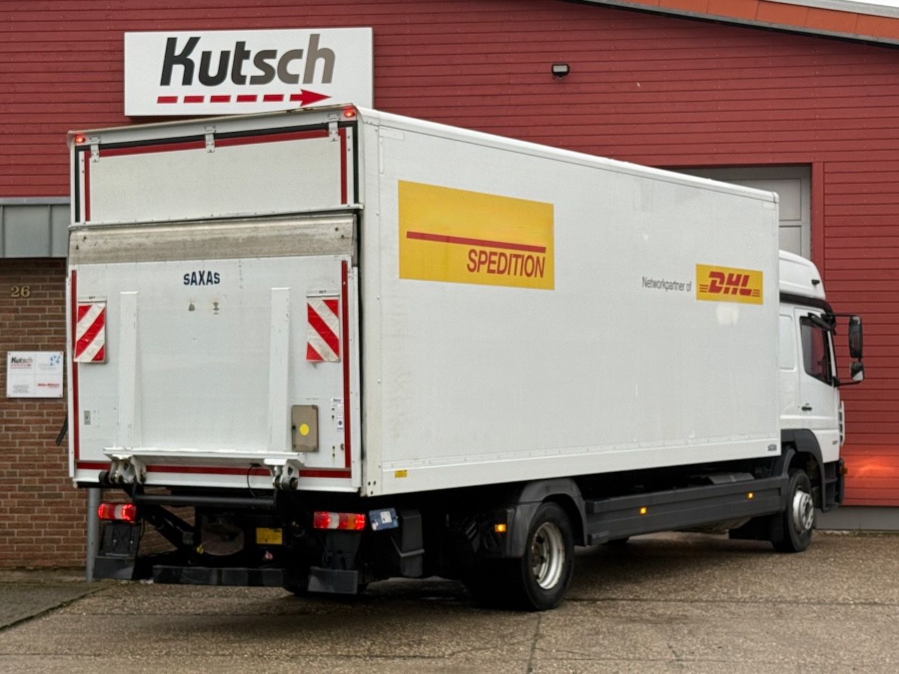 Fahrzeugabbildung Mercedes-Benz 1227L Atego Koffer/Lbw. Hochdach