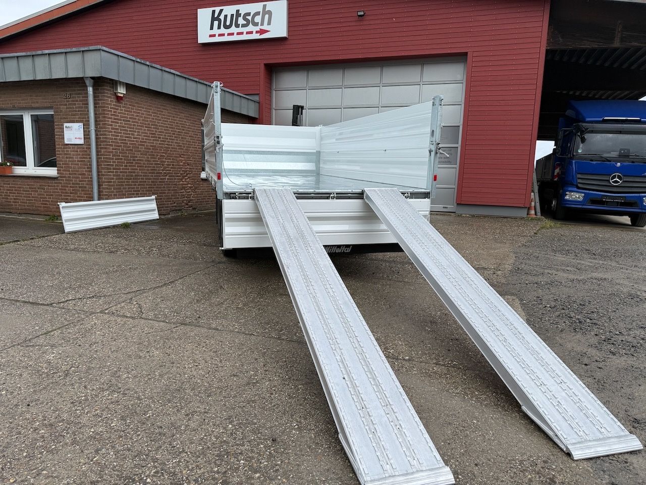 Fahrzeugabbildung Müller-Mitteltal KA-TA-R 11,9, doppelte Bordwände/ Aufsatz