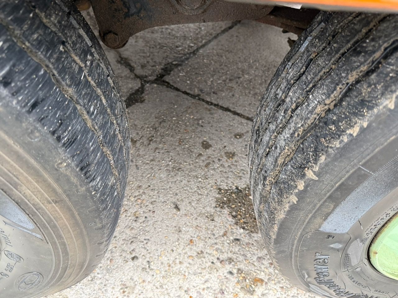 Fahrzeugabbildung Möslein TT 105 mit Rampen