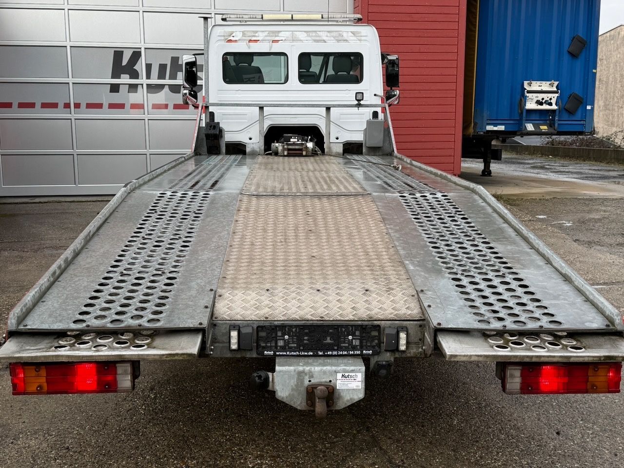 Fahrzeugabbildung Mercedes-Benz 816L Atego Abschlepp/Transport