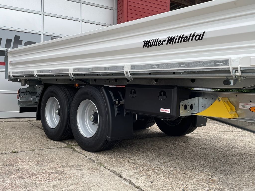 Fahrzeugabbildung Müller-Mitteltal KA-TA-R 11,9/ Breitreifen, Alu-Rampen, LED