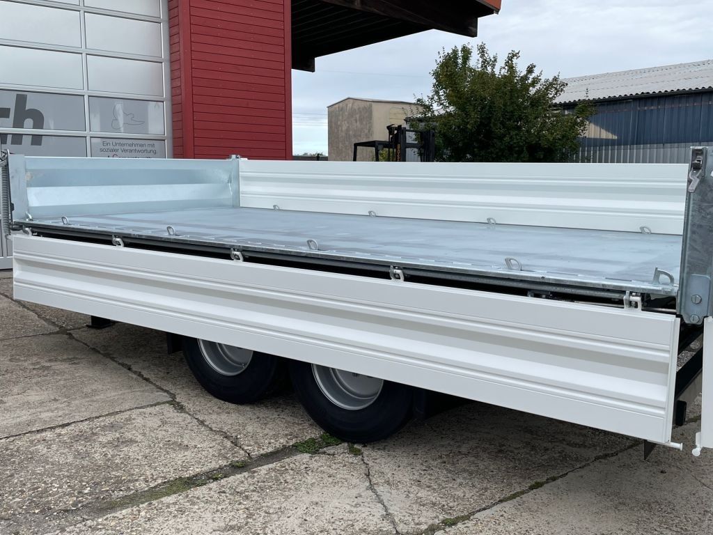 Fahrzeugabbildung Müller-Mitteltal KA-TA-R 11,9/ Breitreifen, Alu-Rampen, LED