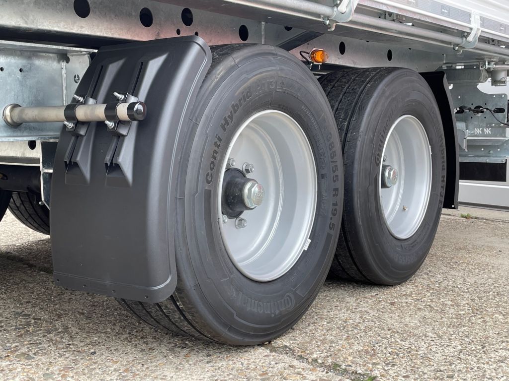 Fahrzeugabbildung Müller-Mitteltal KA-TA-R 11,9/ Breitreifen, Alu-Rampen, LED