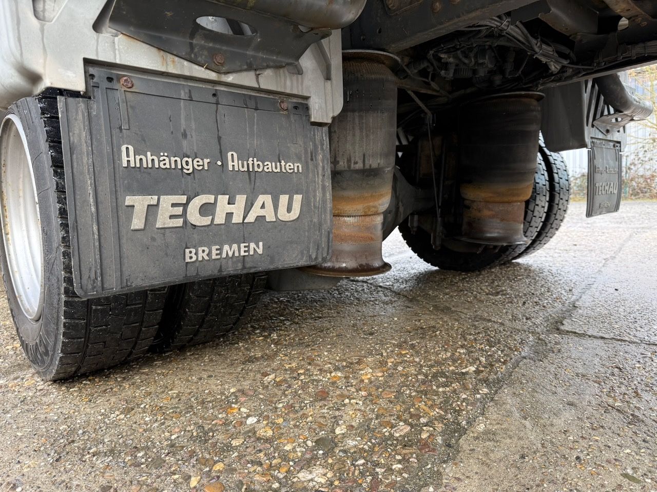 Fahrzeugabbildung Mercedes-Benz 816L  Atego Abschleppwagen