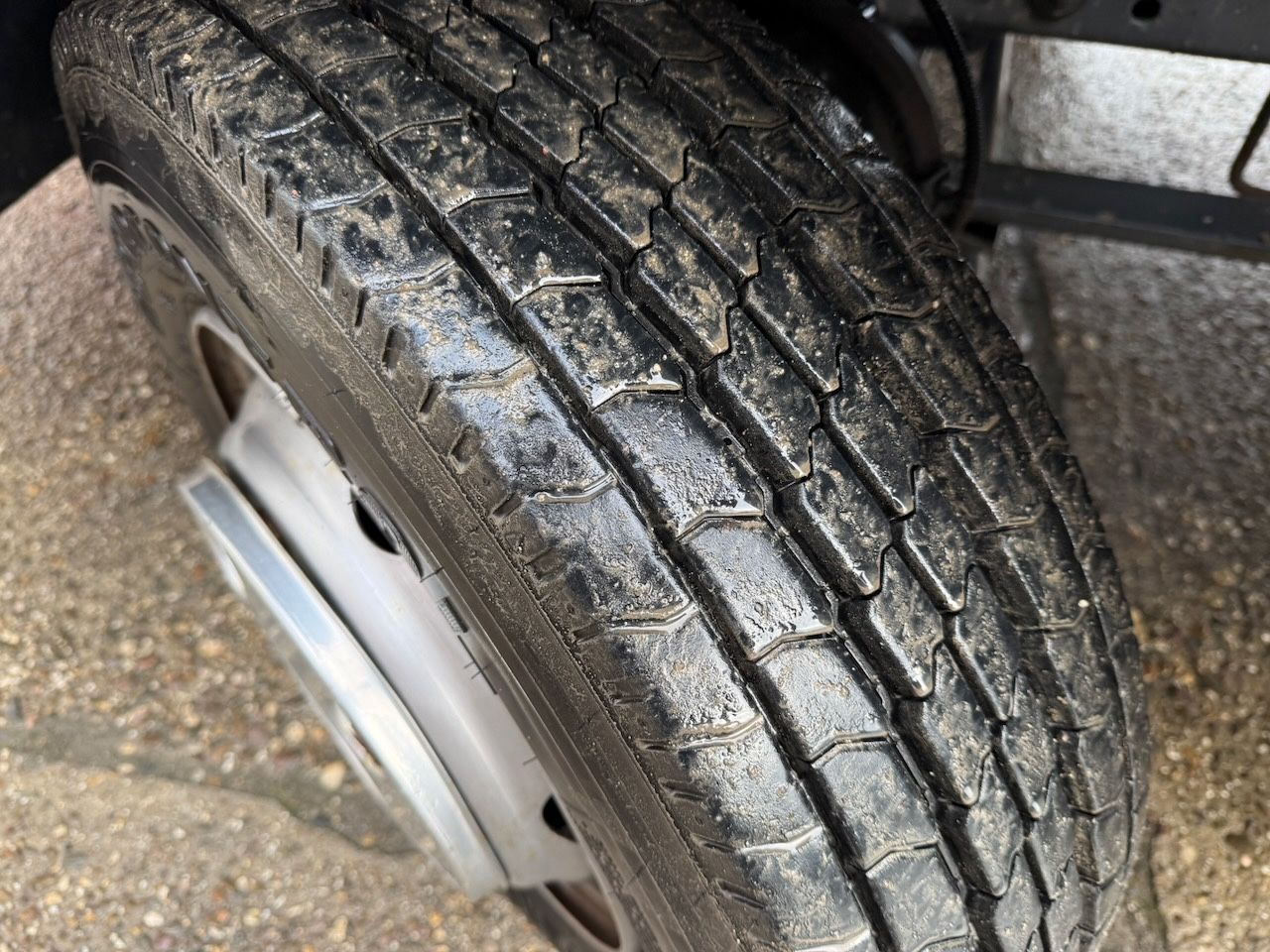 Fahrzeugabbildung Mercedes-Benz 816L  Atego Abschleppwagen