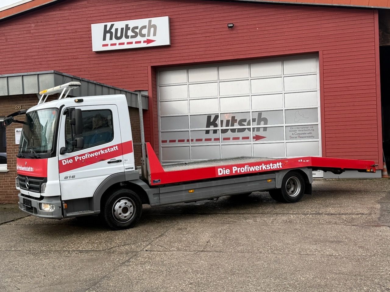 Fahrzeugabbildung Mercedes-Benz 816L  Atego Abschleppwagen