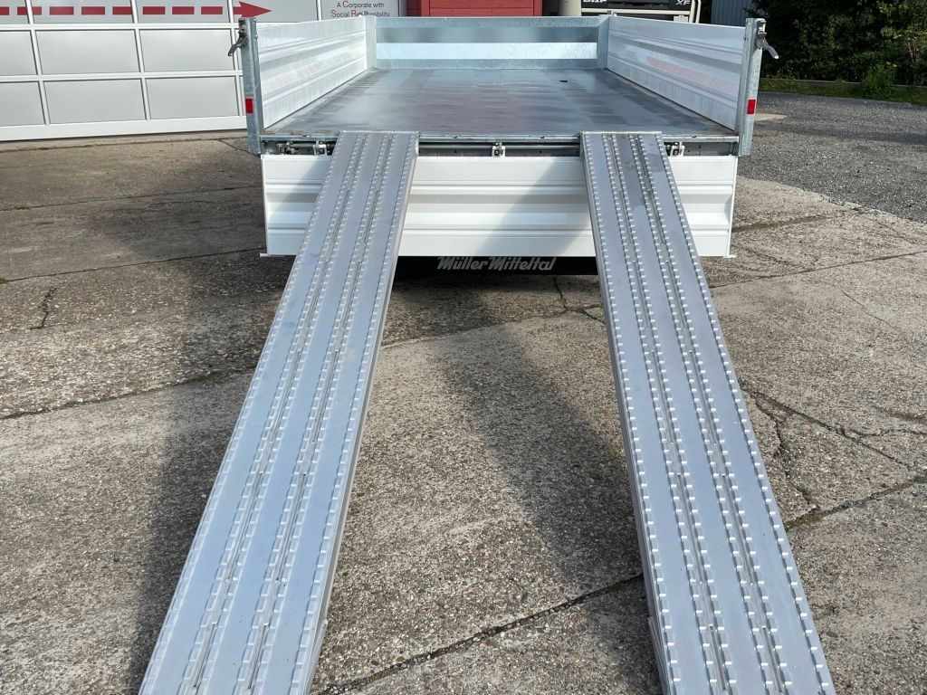 Fahrzeugabbildung Müller-Mitteltal 11,9 Breitreifen, ideal f. Landwirtschaft, Rampe