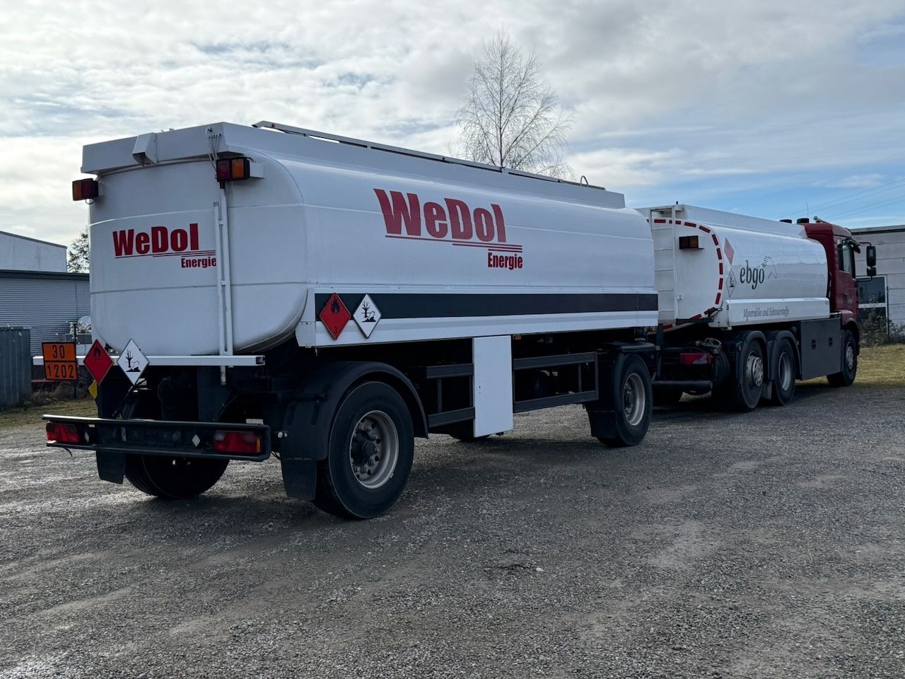 Fahrzeugabbildung MAN TGA + Esterer Tankzug